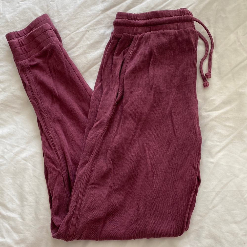 Free People Mauve High Waisted Joggers (size S)